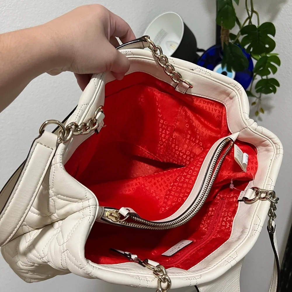 KATE SPADE White & Gold Chain Shoulder Bag